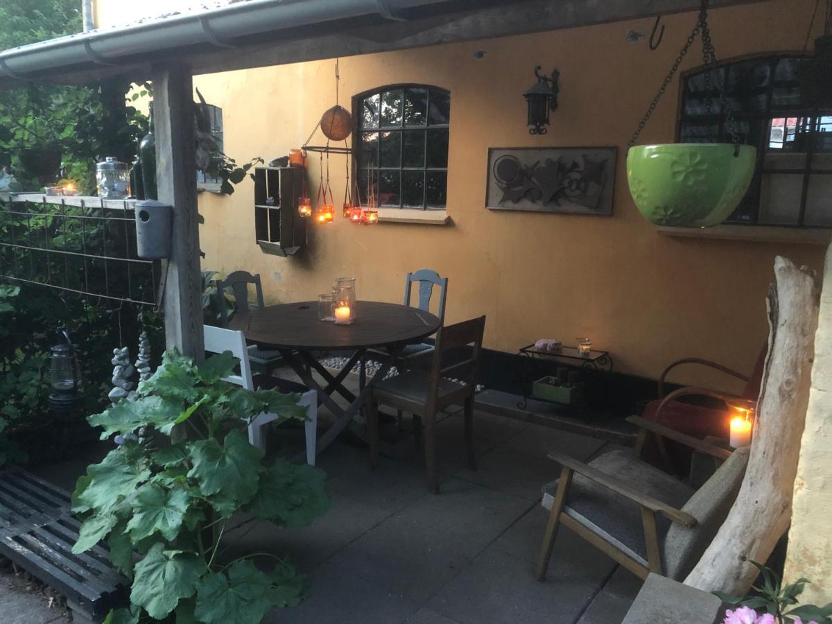 Ferienwohnung Retro Bolig - Fyldt Med Hygge! Ingen Luksus Kolind Exterior foto