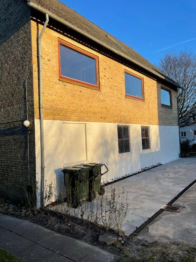 Ferienwohnung Retro Bolig - Fyldt Med Hygge! Ingen Luksus Kolind Exterior foto